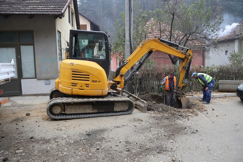 Део Ужица данас без воде до 17 часова, цистерна код Медицинске школе