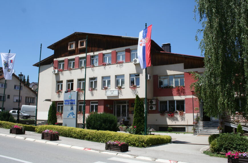 Нова школа на Златибору и подршка привреди: Одборници Чајетине усвојили важне развојне одлуке