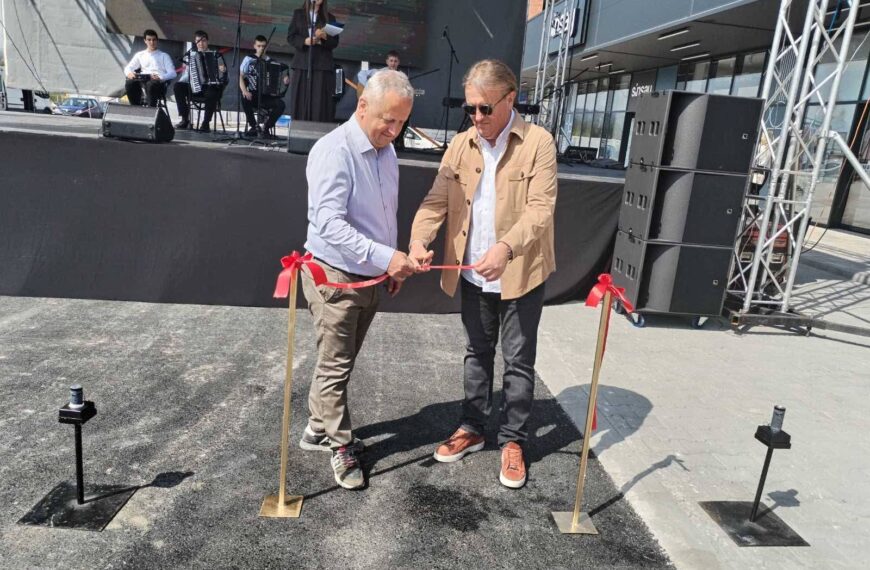 У Пожеги отворен тржни центар „Пашићева“: ново место куповине и окупљања