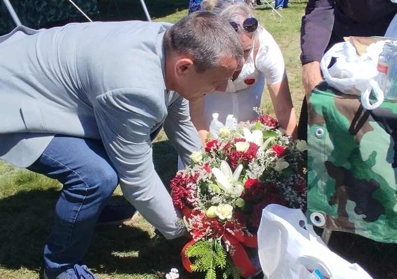Делегација Града Ужица одала пошту српским ратницима на Чемерну